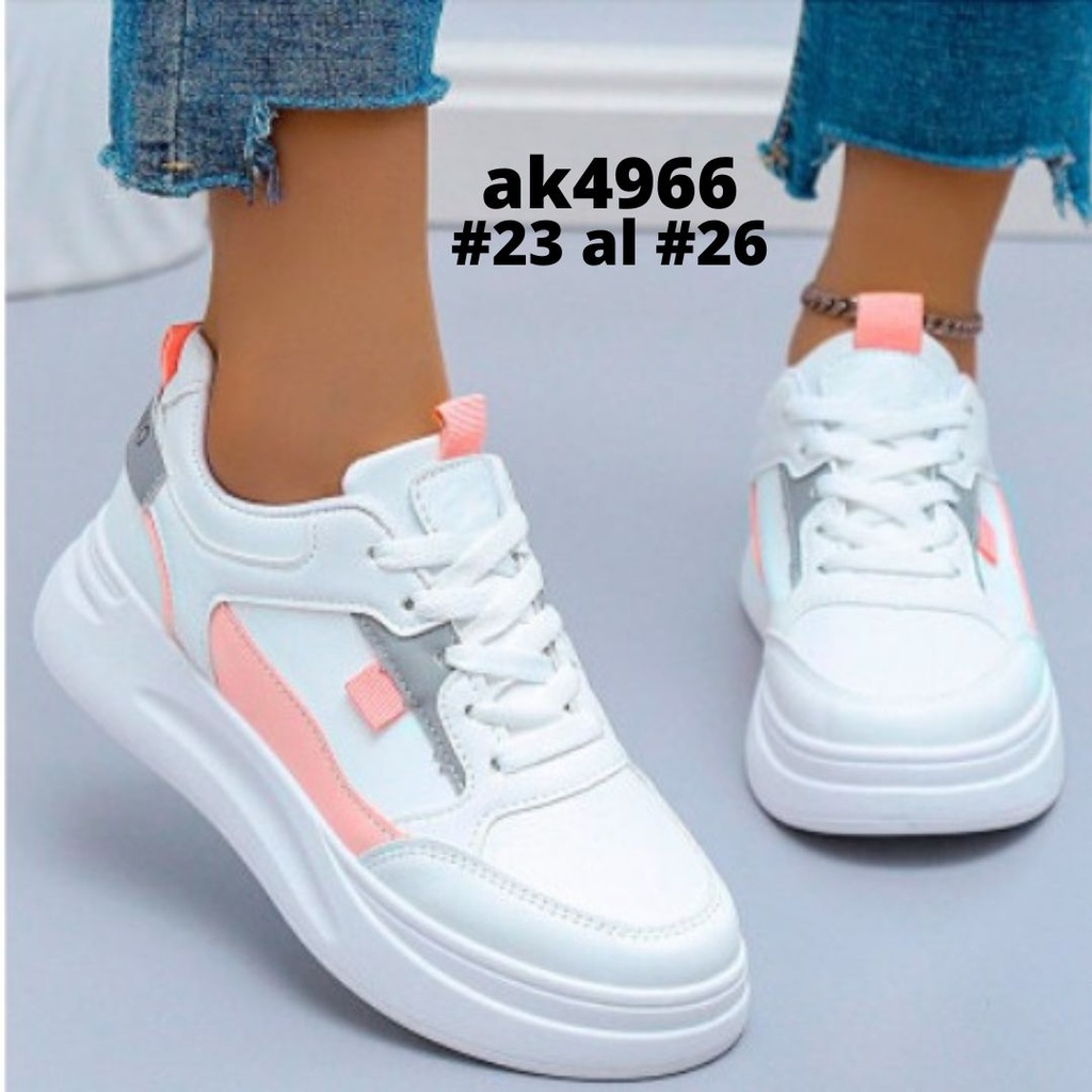 AK4966