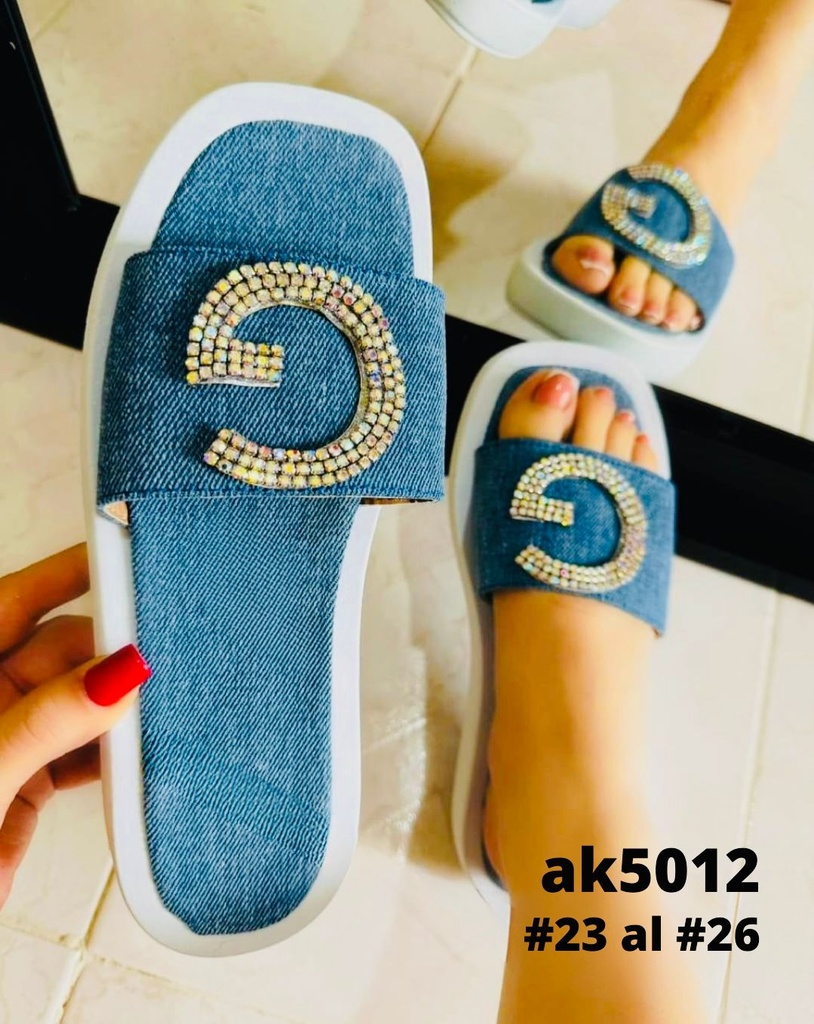 AK5012