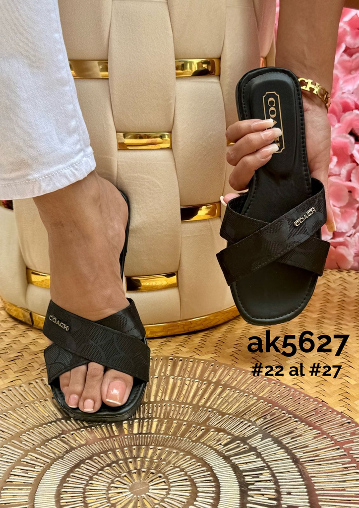 AK5627