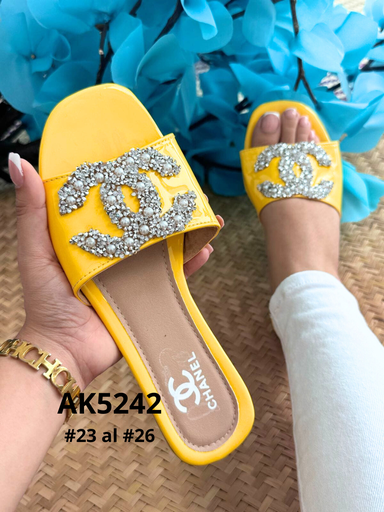 AK5242