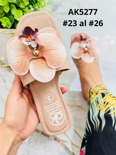 AK5277