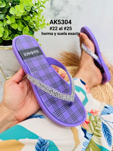 AK5304